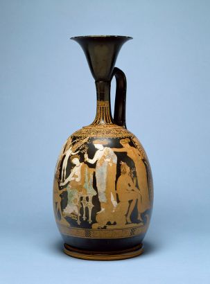 800px-apollonia_painter_-_red-figure_22kerch22-style_lekythos_-_walters_4884_-_right